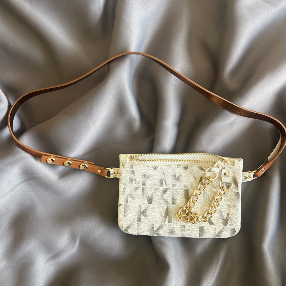 michael kors signature fanny pack belt New